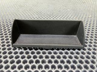 Фото запчасти коврик в бардачок Mercedes-Benz M-class контрактная запчасть Запчасть коврик в бардачок Mercedes-Benz M-class