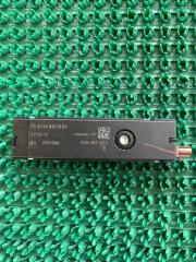 Фото запчасти антенна Mercedes-Benz Gl-CLass 2014 контрактная запчасть Запчасть антенна Mercedes-Benz Gl-CLass 2014