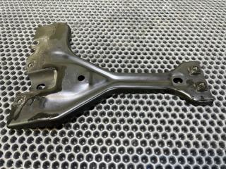 Планка замка капота Volkswagen Tiguan 2010