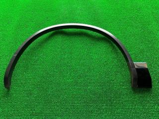 Накладка на крыло передняя левая Volkswagen Touareg 2011