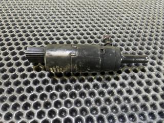 Насос омывателя Volkswagen Touareg 2011