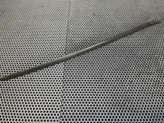 Молдинг лобового стекла правый Volkswagen Touareg 2011 контрактная Молдинг лобового стекла правый Volkswagen Touareg 2011