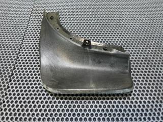 Брызговик задний левый Volkswagen Touareg 2011