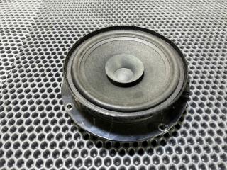 Запчасть динамик Volkswagen Amarok 2010