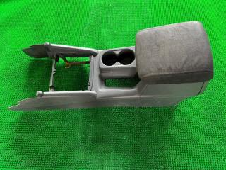 Бардачок между сиденьями Volkswagen Amarok 2010