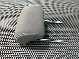 Подголовник задний Volkswagen Amarok 2010