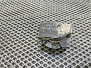 Фото запчасти розетка фаркопа Cadillac Escalade 2015 контрактная запчасть Запчасть розетка фаркопа Cadillac Escalade 2015