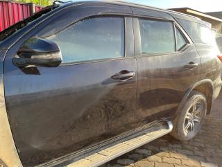 Запчасть дверь передняя левая Toyota Fortuner 2017 GUN156 1GDFTV 67002-KK010 контрактная Дверь передняя левая Toyota Fortuner 2017 GUN156 1GDFTV 67002-KK010 контрактная