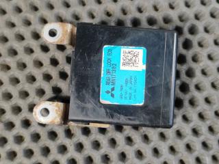 Фото запчасти блок управления блокировкой Mitsubishi L200 2014 контрактная запчасть Запчасть блок управления блокировкой Mitsubishi L200 2014