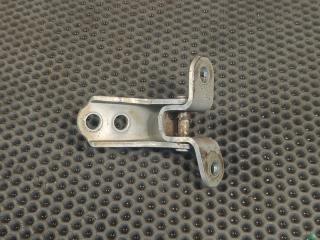 Петля двери передняя левая Toyota Land cruiser 2004