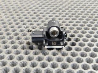 Запчасть датчик airbag Nissan Patrol 2012