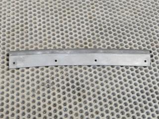 Фото запчасти уплотнитель капота Mitsubishi L200 2012 контрактная запчасть Запчасть уплотнитель капота Mitsubishi L200 2012