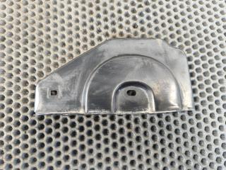 Фото запчасти крепление решетки радиатора Mitsubishi L200 2012 контрактная запчасть Запчасть крепление решетки радиатора Mitsubishi L200 2012