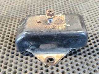 Фото запчасти подушка двигателя Mitsubishi L200 2011 контрактная запчасть Запчасть подушка двигателя Mitsubishi L200 2011