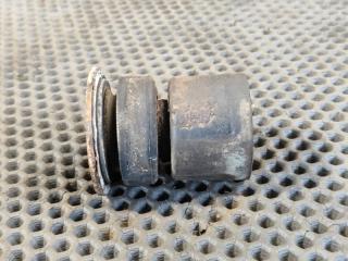 Фото запчасти подушка кузова Mitsubishi L200 2011 контрактная запчасть Запчасть подушка кузова Mitsubishi L200 2011