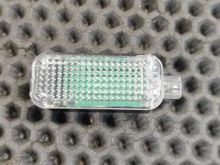 Запчасть плафон салона Audi Q7 2015