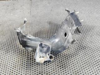 Запчасть крепление Audi Q7 2015