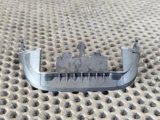 Запчасть накладка Audi Q7 2015