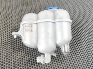 Запчасть бачок расширительный Audi Q7 2015