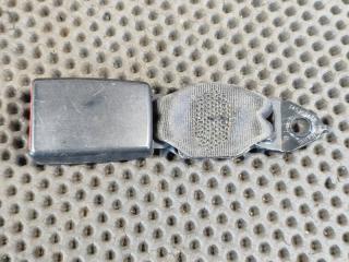 Замок ремня безопасности задний Volkswagen Amarok 2010