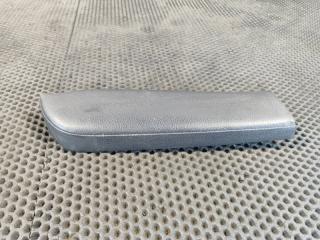 Запчасть подлокотник передний левый Toyota Hilux Surf 2004