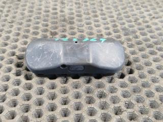 Запчасть форсунка омывателя лобового стекла Volkswagen Amarok 2010