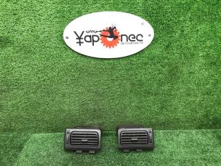 Запчасть регулятор направления воздушного потока передний TOYOTA PREMIO 2005