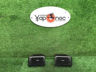 Запчасть регулятор направления воздушного потока передний TOYOTA ALLION 2004