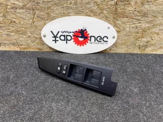 Запчасть кнопка стеклоподъемника передняя правая TOYOTA COROLLA AXIO 2013