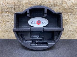 Ящик в багажник задний TOYOTA VITZ 2011