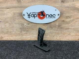 Запчасть брызговик задний правый TOYOTA AQUA 2012