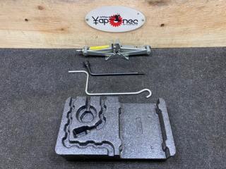 Домкрат передний TOYOTA COROLLA AXIO 2007