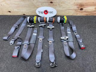 Ремень безопасности задний TOYOTA IST 2007