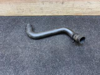 Патрубок радиатора передний A 180 (176.042) 2013 W176 M270.910 1600сс 4 цилиндра GASOLINE TURBO 2WD 4х2