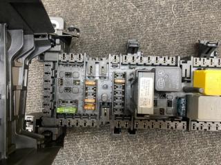 Блок предохранителей передний A 180 (176.042) 2013 W176 M270.910 1600сс 4 цилиндра GASOLINE TURBO 2WD 4х2