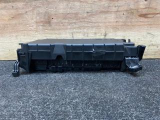 Блок предохранителей передний A 180 (176.042) 2013 W176 M270.910 1600сс 4 цилиндра GASOLINE TURBO 2WD 4х2