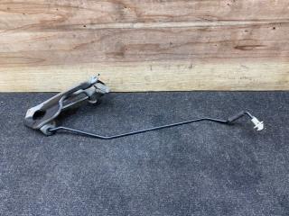 Держатель капота передний FIT 2014 GK3 L13B