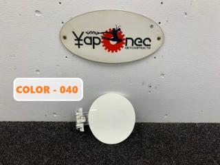 Запчасть лючок бензобака задний левый TOYOTA AQUA 2012