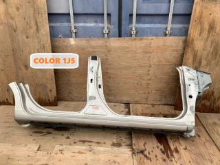 Порог правый TOYOTA COROLLA AXIO 2012