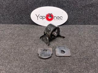 Запчасть подушка двигателя Mitsubishi RVR 2011