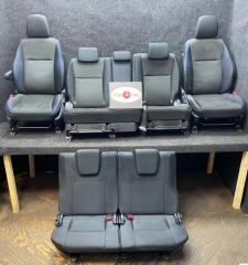 СИДЕНЬЕ переднее TOYOTA WISH 2010