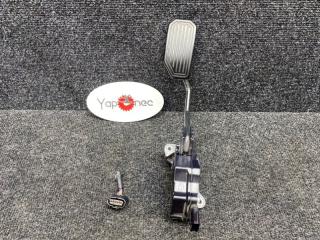 Педаль газа передняя TOYOTA COROLLA FIELDER 2010