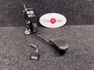 Педаль газа TOYOTA COROLLA AXIO 2013