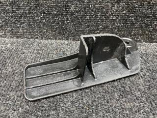 Брызговик порога левый TOYOTA Prius Alpha 2015