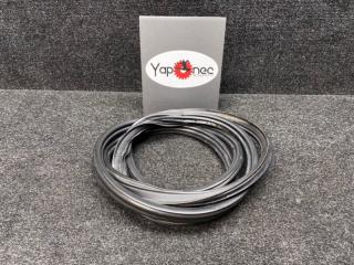 Запчасть уплотнительная резинка багажника TOYOTA PASSO 2013