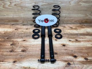 Амортизатор задний TOYOTA VITZ 2014