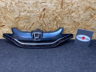 Решетка радиатора HONDA FIT 2015
