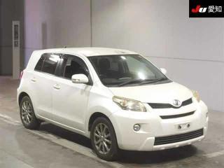 Дверь задняя левая IST 2009 NCP115 1NZ-FE