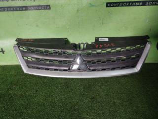 Решетка радиатора передняя MITSUBISHI OUTLANDER 2008