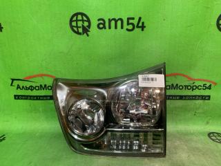 Вставка между стопов задняя правая TOYOTA HARRIER контрактная Вставка между стопов задняя правая TOYOTA HARRIER